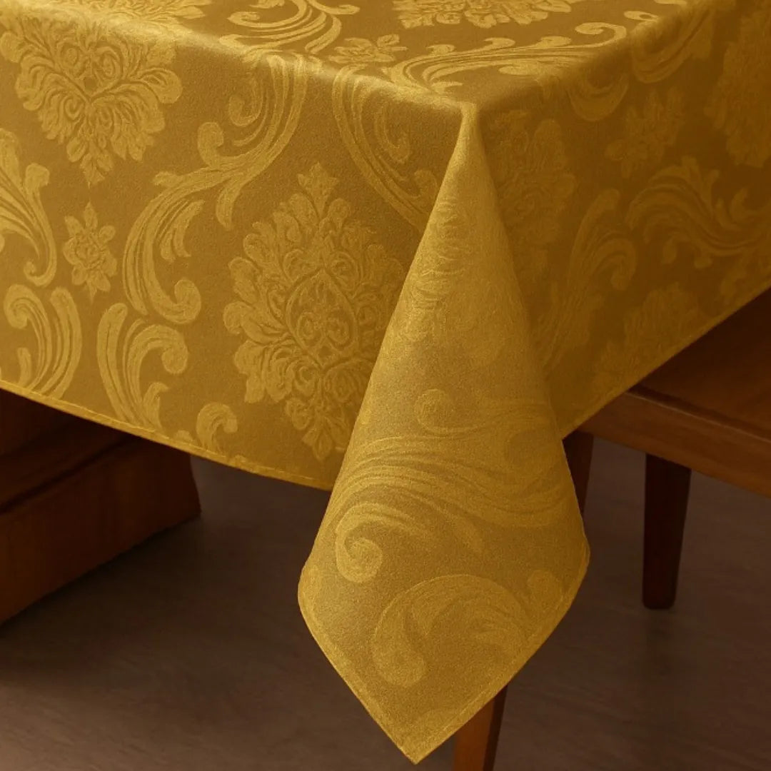 Toalha de Mesa Jacquard - Coleção Noite Feliz - Vermelho / 4 lugares ( 1.40 m x 1.40 m ) - Imagem 3
