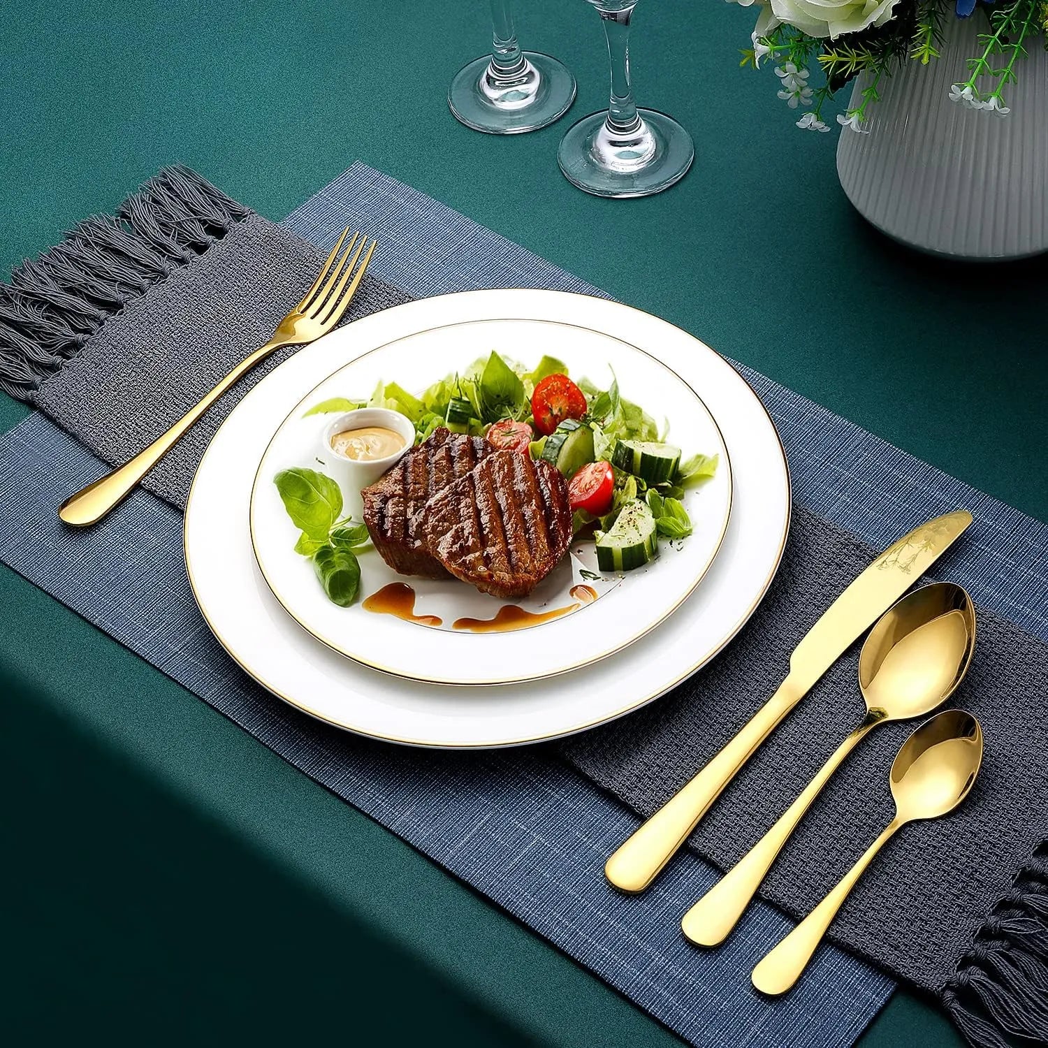 Faqueiro em Aço Inox - Coleção Noite Feliz - Dourado Luxo / 24 Peças - Imagem 6